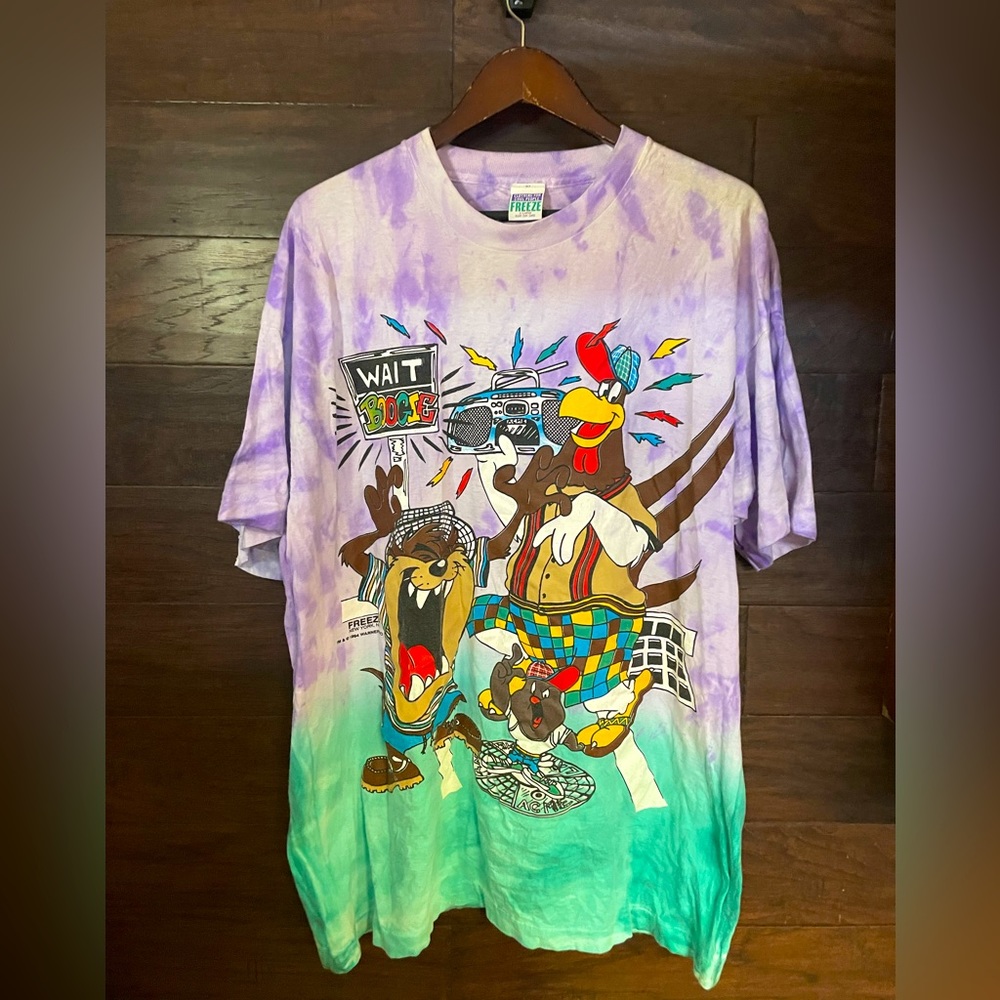 XL Vintage 1994 90’s Warner Bros Looney toons Tasmanian devil shirt